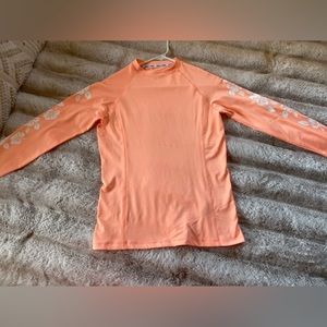 Spicy tuna hibiscus flower coastal top